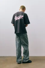 Camiseta boxy logo STWD (2)