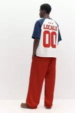 Camiseta STWD manga raglán (6)