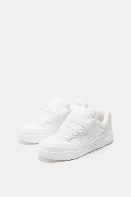 Zapatillas de skate adornadas de STWD (1)