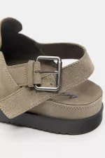 Zuecos de cuero con cordones STWD (3)