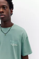 Camiseta STWD gráfico universo (4)