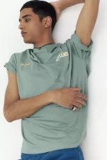 STWD Star T shirt (1)